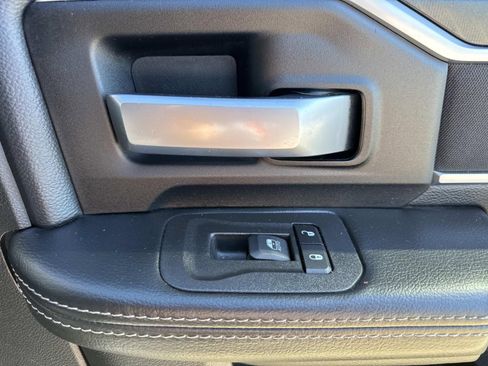 Used 2025 RAM 3500 Big Horn AWD/4WD image 14