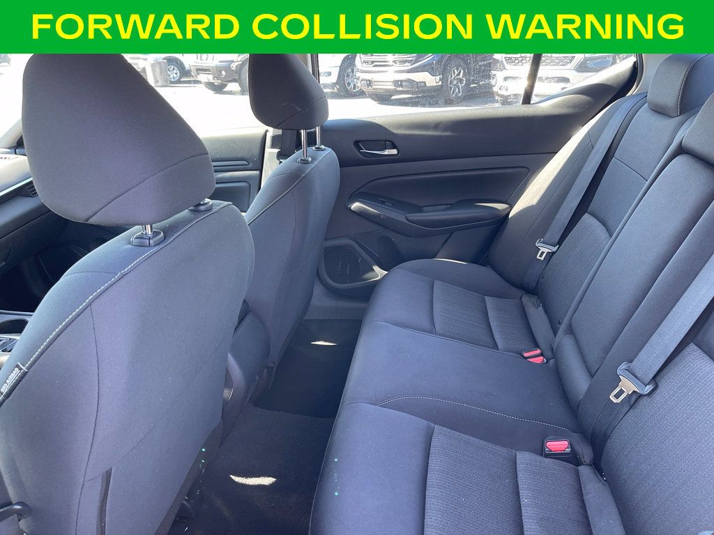 Used 2022 Nissan Altima 2.5 S FWD image 13