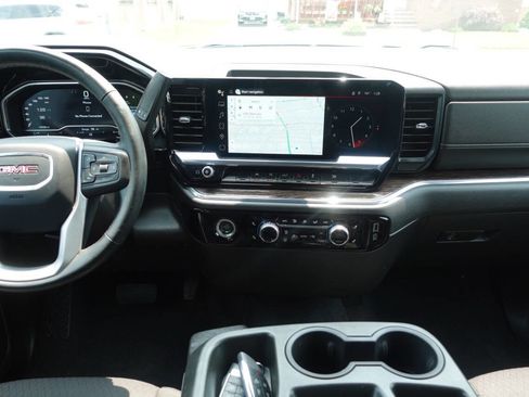 Used 2023 GMC Sierra 1500 Elevation image 41