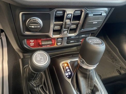 New 2025 Jeep Wrangler Rubicon 392 image 24