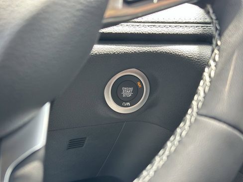 New 2025 Chrysler Pacifica Select image 25