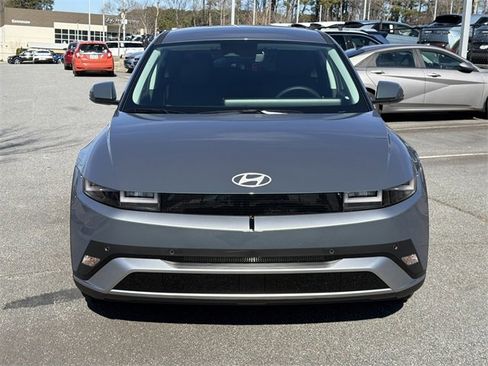 New 2026 Hyundai Ioniq 5 SEL image 2