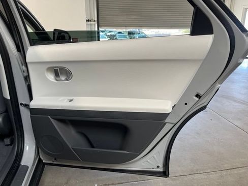 Used 2024 Hyundai Ioniq 5 SEL RWD image 16