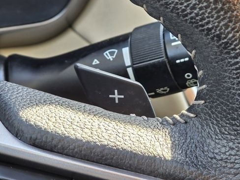 Used 2020 Subaru Outback Limited image 21