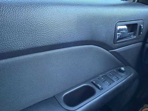 Used 2012 Ford Fusion SE FWD image 28