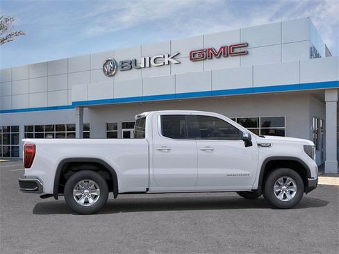 New 2026 GMC Sierra 1500 SLE image 5