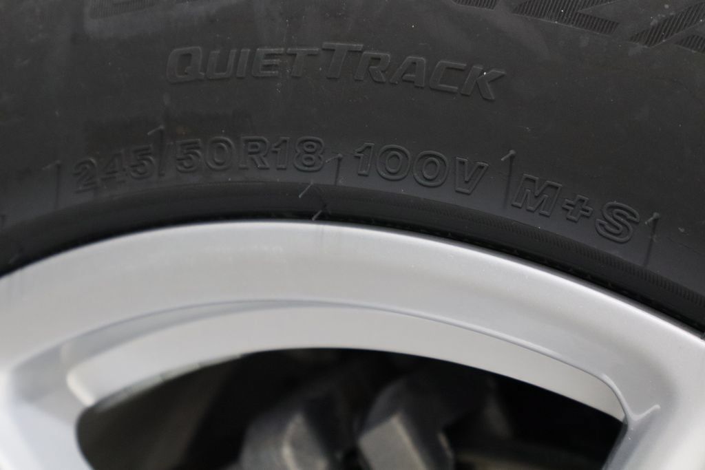 Used 2023 Chevrolet Camaro LT RWD image 34
