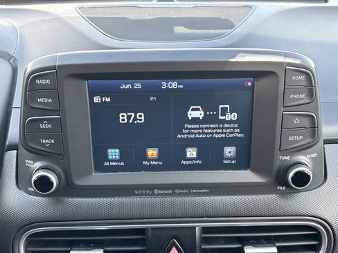 Used 2021 Hyundai Kona Limited FWD image 19