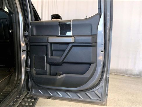 Used 2021 Ford F250 Platinum w/ Tremor Off-Road Package image 23
