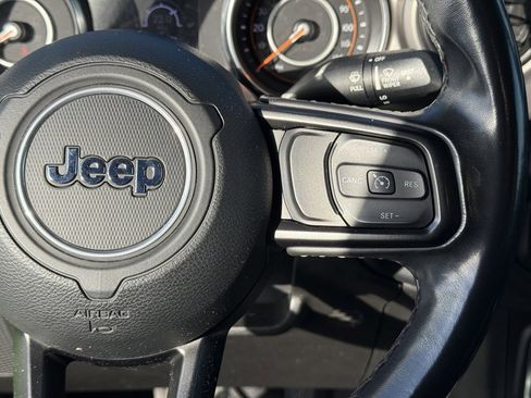 Used 2019 Jeep Wrangler Unlimited Sport S image 16