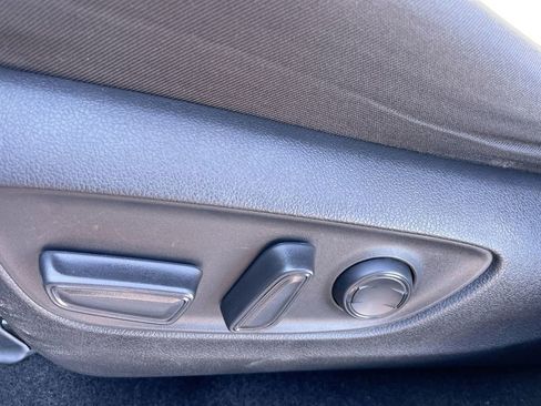 Used 2024 Toyota RAV4 XLE image 60