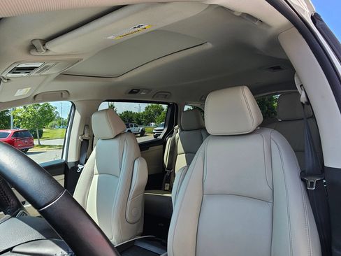 Used 2025 Honda Odyssey EX-L image 21