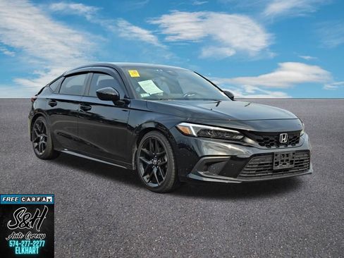 Used 2023 Honda Civic Sport image 3