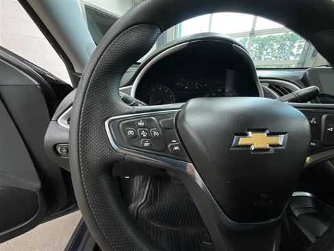 Used 2023 Chevrolet Malibu LT FWD image 20