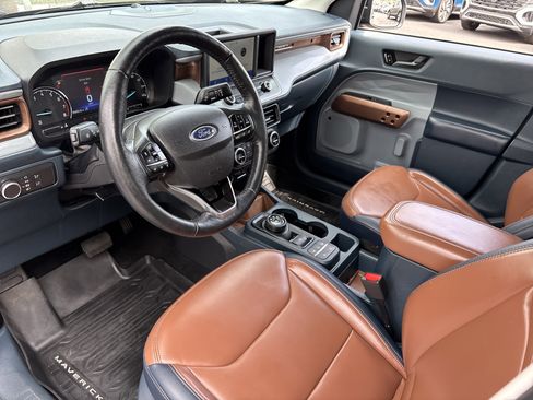 Used 2022 Ford Maverick Lariat w/ Lariat Luxury Package AWD/4WD image 16
