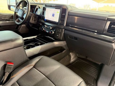 Used 2025 Ford F350 Lariat w/ FX4 Off-Road Package image 12