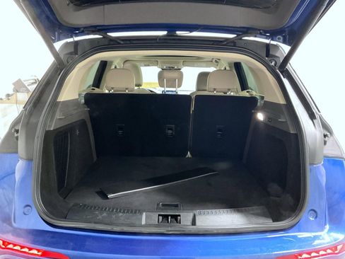 Used 2021 Lincoln Corsair Reserve w/ Equipment Group 201A image 9