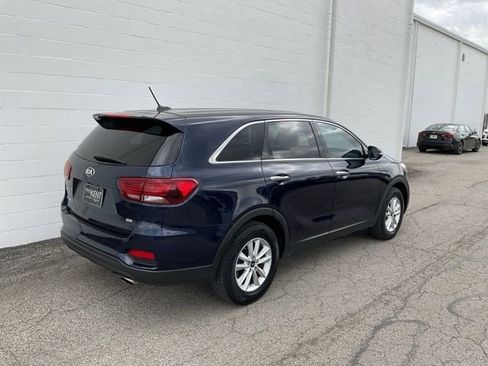 Used 2020 Kia Sorento LX image 4
