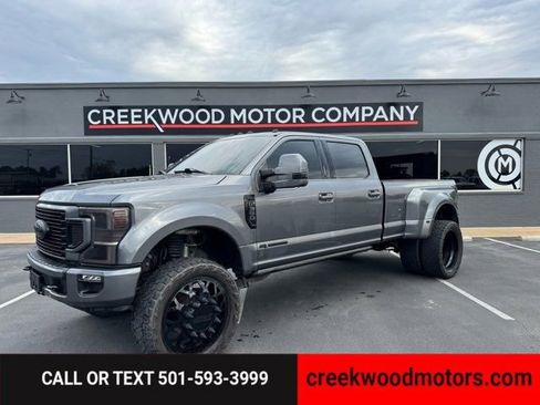 Used 2022 Ford F350 Platinum w/ FX4 Off-Road Package image 1