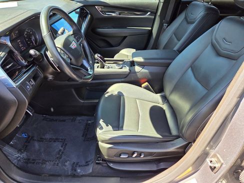 Used 2022 Cadillac XT6 Sport w/ LPO, Premium Carpet Package AWD/4WD image 10