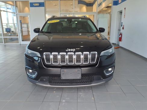 Used 2019 Jeep Cherokee Limited AWD/4WD image 2