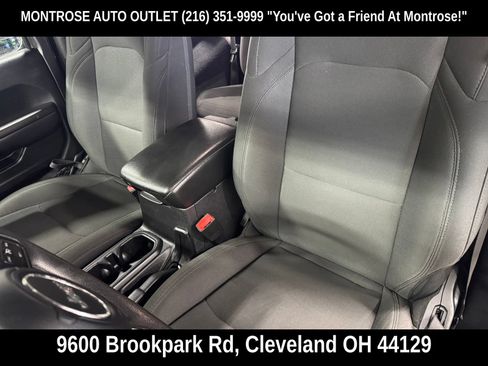 Used 2018 Jeep Wrangler Sport AWD/4WD image 31