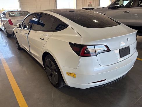 Used 2022 Tesla Model 3 Long Range AWD/4WD image 4