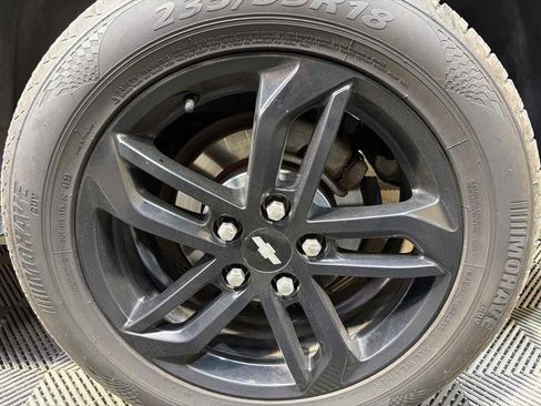 Used 2017 Chevrolet Equinox LT w/ Sport Edition FWD image 28
