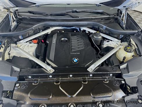 Used 2019 BMW X5 xDrive40i w/ M Sport Package image 31