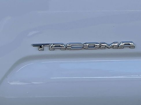 Used 2023 Toyota Tacoma SR5 w/ Technology Package image 22