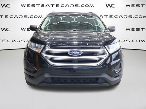 Used 2017 Ford Edge SE image 4