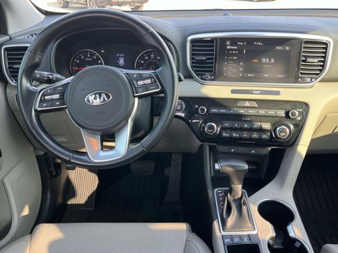 Used 2021 Kia Sportage EX AWD/4WD image 12