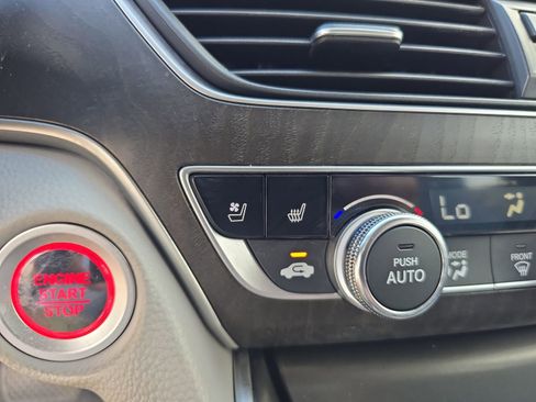 Used 2019 Honda Accord Touring image 19