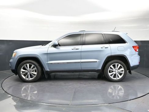 Used 2012 Jeep Grand Cherokee Laredo RWD image 8