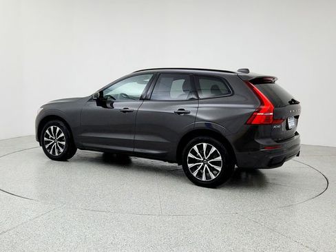 Certified 2025 Volvo XC60 B5 Plus image 7