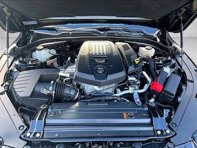 Used 2023 Cadillac CT4 V w/ Navigation Package RWD image 11