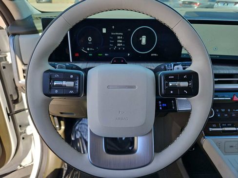 Used 2025 Hyundai Santa Fe Calligraphy AWD/4WD image 22