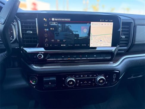 Used 2025 GMC Sierra 1500 Elevation image 15