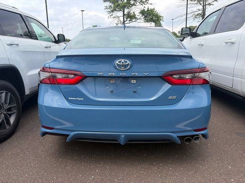 Used 2024 Toyota Camry SE w/ Cold Weather Package FWD image 10