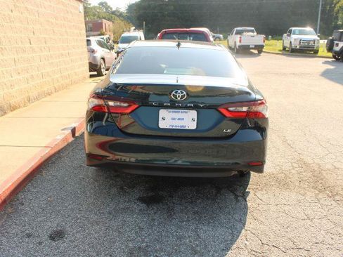 Used 2021 Toyota Camry LE FWD image 5
