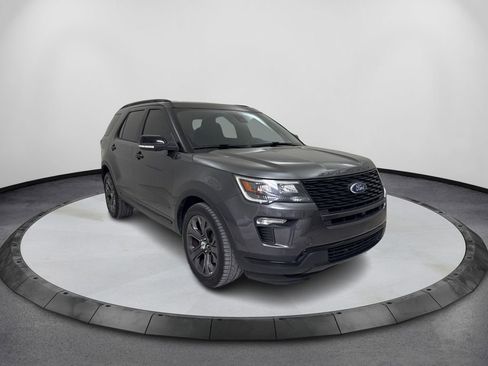 Used 2018 Ford Explorer Sport w/ Equipment Group 401A image 3