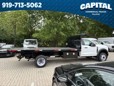 New 2025 Ford F550 2WD Regular Cab Super Duty w/ XL Chrome Package image 9
