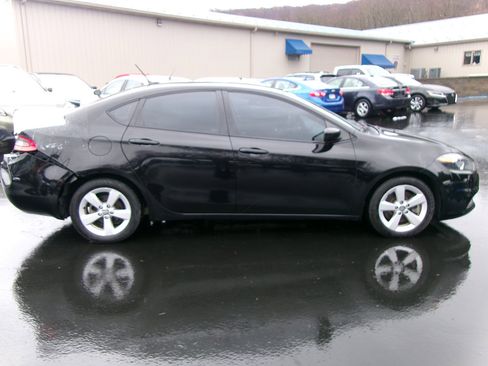 Used 2016 Dodge Dart SXT image 7