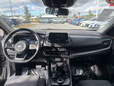 Used 2023 Nissan Rogue SV image 25