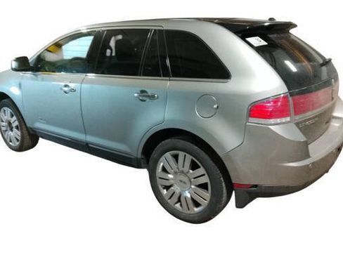 Used 2008 Lincoln MKX AWD image 3