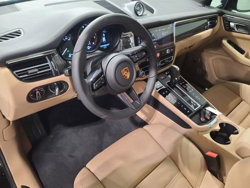 New 2026 Porsche Macan GTS image 11