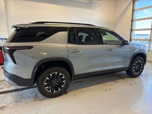 Used 2024 Chevrolet Traverse Z71 AWD/4WD image 9