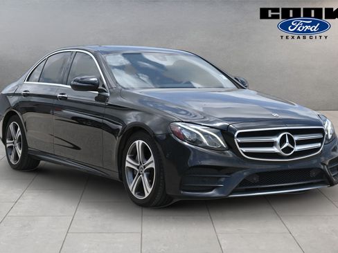 Used 2017 Mercedes-Benz E 300 image 2