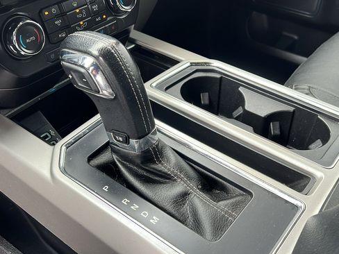 Used 2017 Ford F150 Lariat image 20