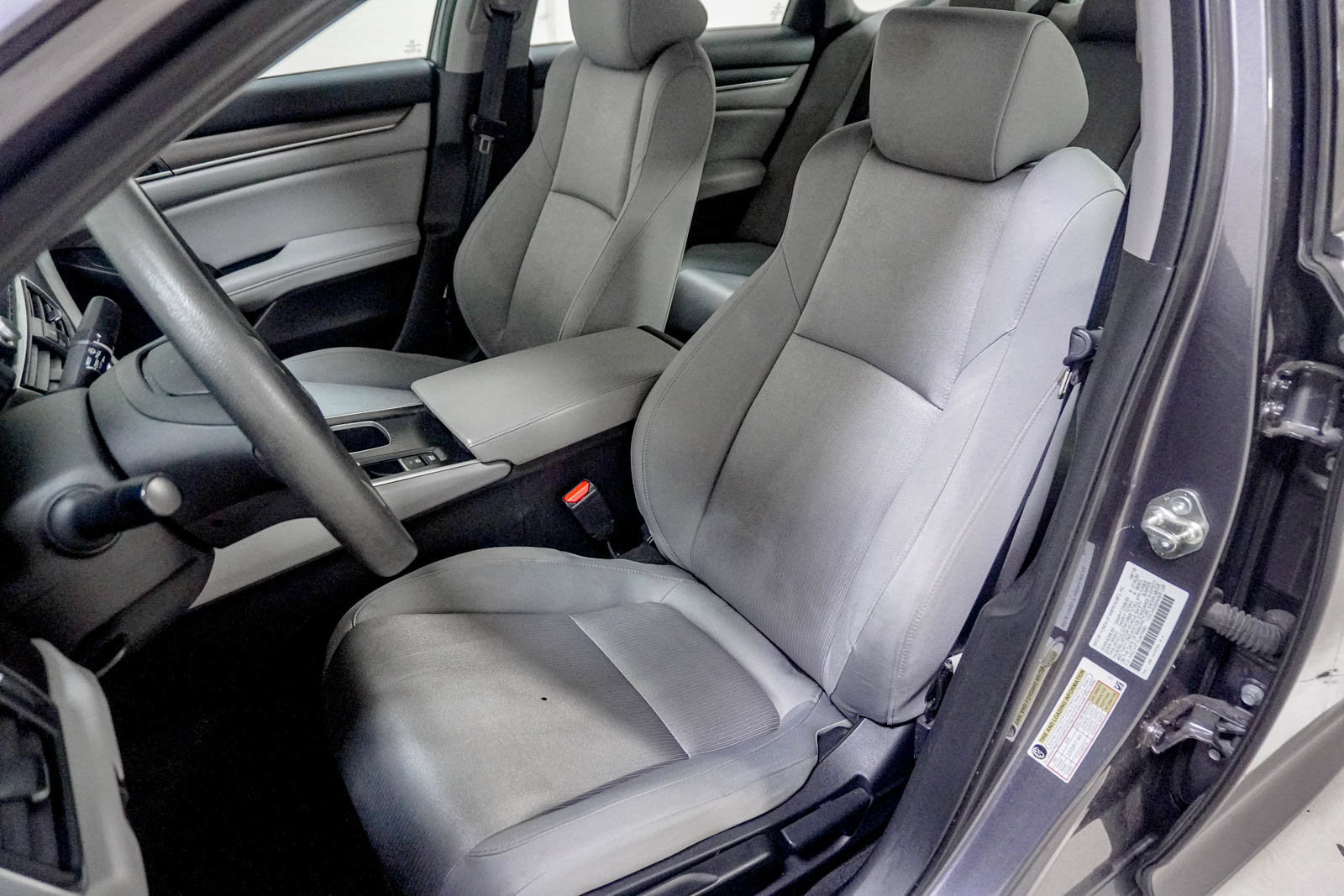 Used 2018 Honda Accord LX image 18